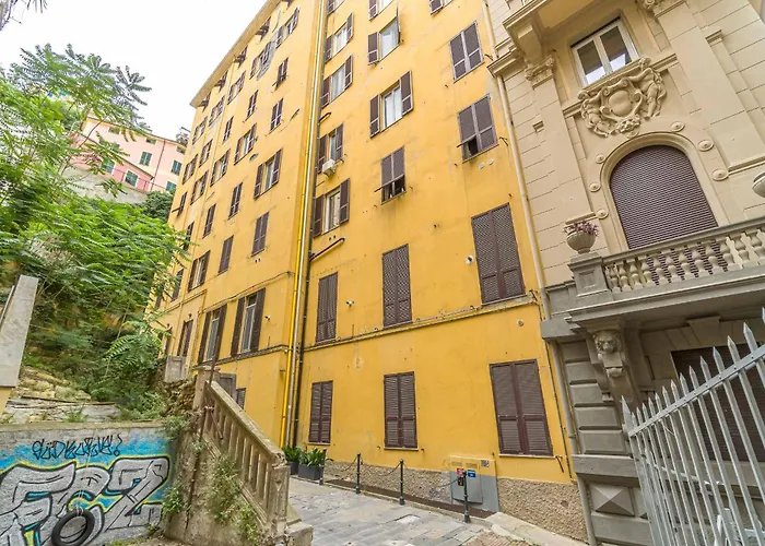 Coral Flat 아파트